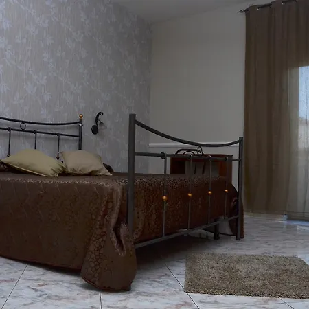 Stefany 3* Lago Patria