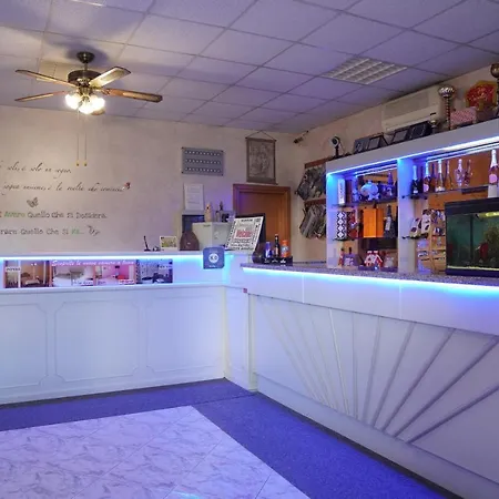 Stefany 3* Lago Patria